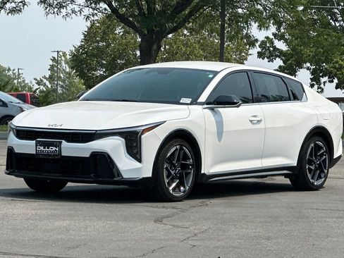 Certified 2025 Kia K4 GT-Line FWD image 11