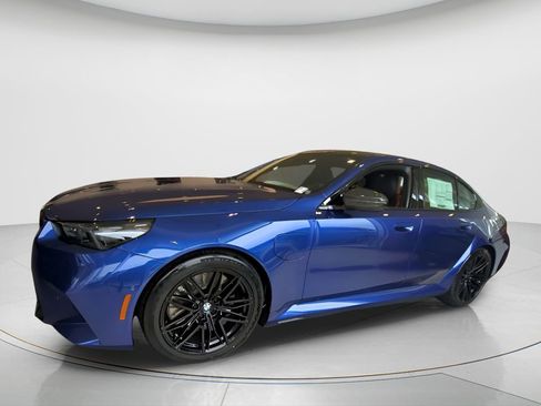 New 2026 BMW M5 w/ Carbon Package image 8