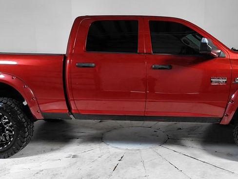 Used 2012 RAM 2500 ST w/ Chrome Appearance Group image 8