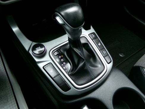 Used 2021 Kia Seltos S image 20