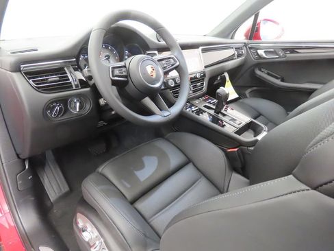 New 2026 Porsche Macan S AWD/4WD image 4