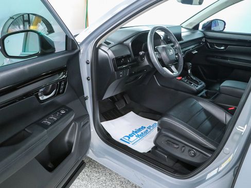 Used 2024 Honda CR-V EX-L image 3