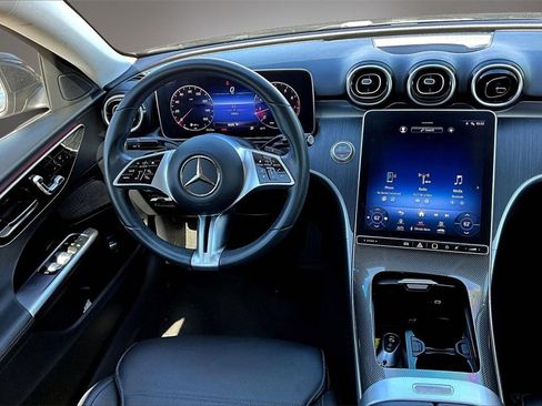 Used 2023 Mercedes-Benz C 300 Sedan image 8