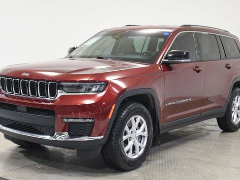 Used 2022 Jeep Grand Cherokee L Limited AWD/4WD image 9