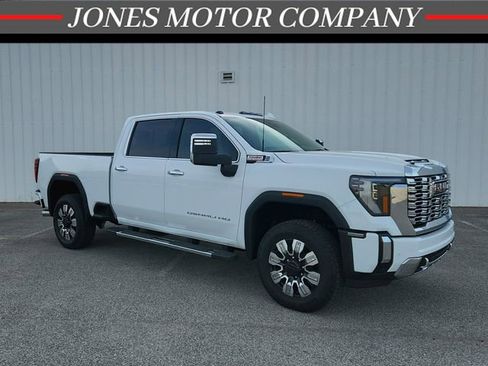Used 2025 GMC Sierra 2500 Denali image 1