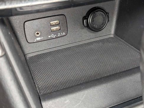 Used 2021 Subaru Forester Premium image 29