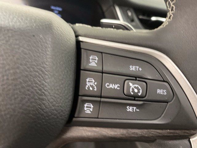 Used 2023 Jeep Grand Cherokee L Limited AWD/4WD image 18
