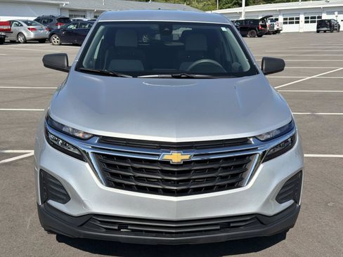 Certified 2022 Chevrolet Equinox LS w/ LS Convenience Package FWD image 2