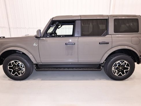 New 2026 Ford Bronco Outer Banks AWD/4WD image 6