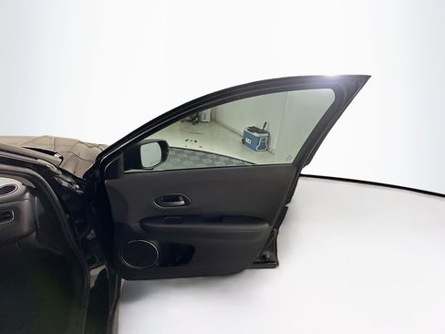 Used 2021 Honda HR-V EX image 30