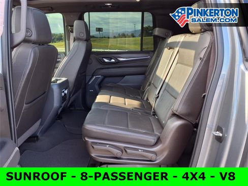 Used 2022 GMC Yukon XL Denali image 13