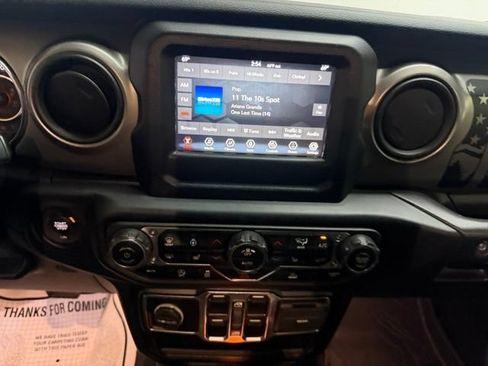 Used 2021 Jeep Gladiator Sport AWD/4WD image 24