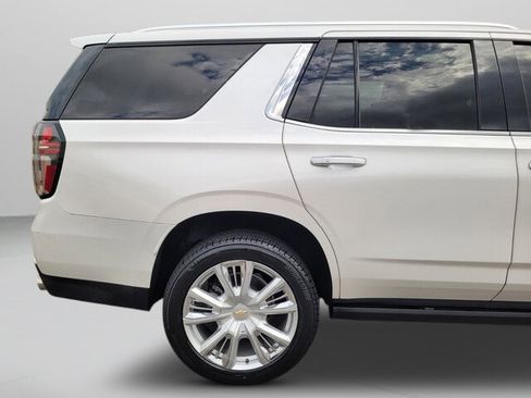 Used 2021 Chevrolet Tahoe High Country image 18