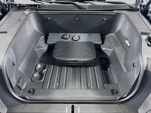 New 2026 GMC Sierra EV Elevation image 30