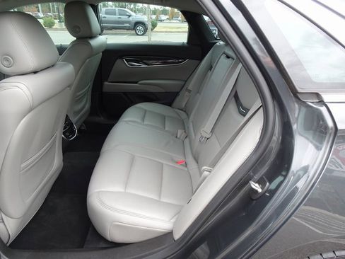 Used 2016 Cadillac XTS Luxury image 15