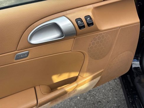 Used 2009 Porsche Boxster image 18