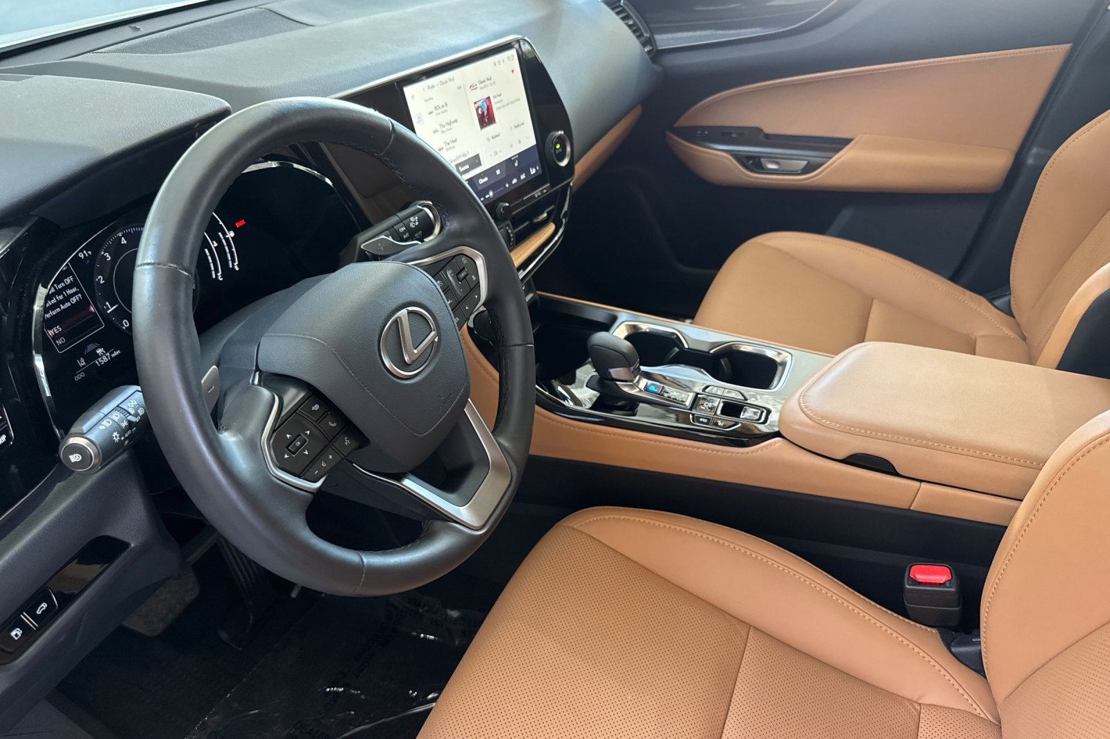 Certified 2026 Lexus NX 350 AWD w/ Accessory Package (K3) image 11