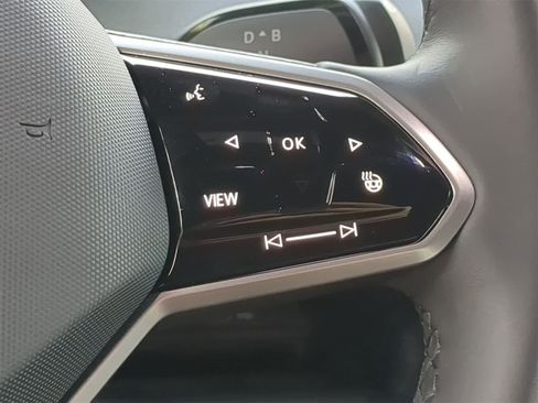 New 2025 Volkswagen ID. Buzz Pro S image 24