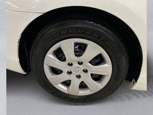 Used 2011 Toyota Camry LE w/ Fleet Convenience Pkg FWD image 17