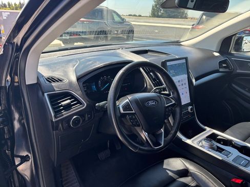 Used 2024 Ford Edge SEL AWD/4WD image 34