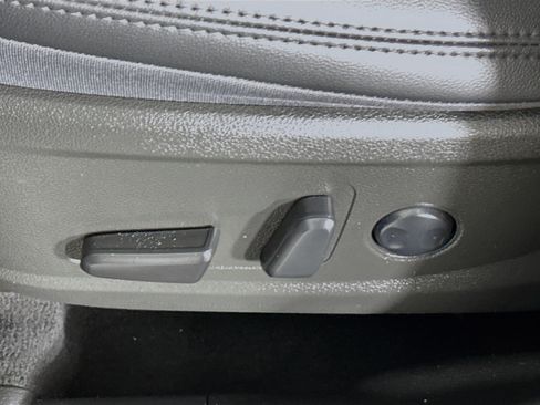 Used 2023 Hyundai Santa Fe SEL w/ Premium Package FWD image 13