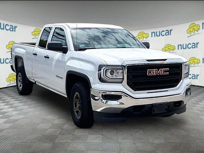 Used 2018 GMC Sierra 1500 4x4 Double Cab w/ Sierra Convenience Package