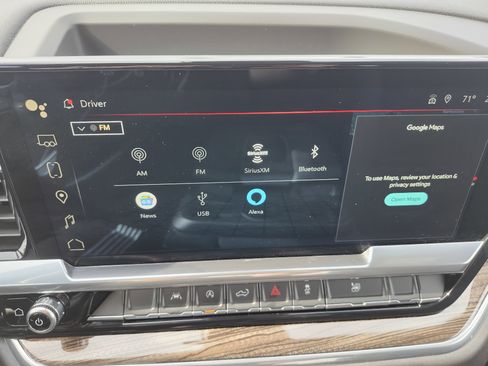 Used 2025 GMC Sierra 1500 Elevation image 8