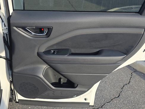 Used 2025 Subaru Forester Touring image 22