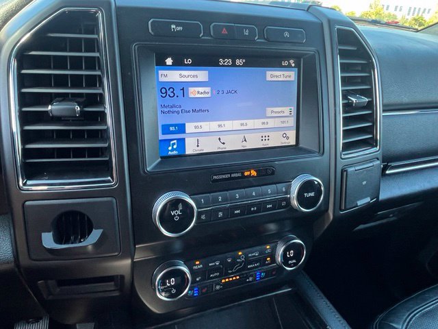 Used 2019 Ford Expedition Max Limited w/ Equipment Group 301A RWD image 17