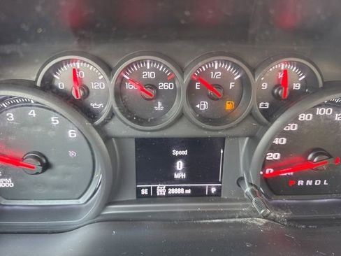 Used 2023 Chevrolet Silverado 1500 Custom w/ LPO, Dark Essentials Package image 8