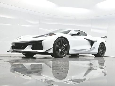 New 2025 Chevrolet Corvette Z06 w/ Z07 Performance Package RWD image 48