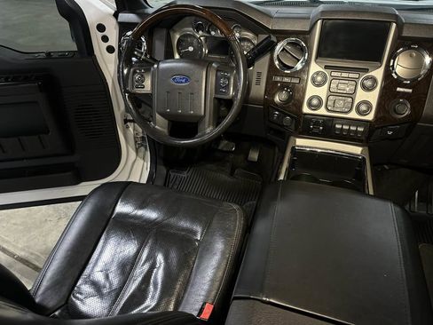 Used 2015 Ford F250 Platinum w/ FX4 Off-Road Package image 25