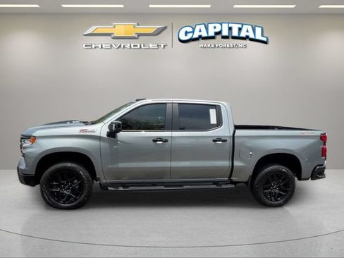 Used 2026 Chevrolet Silverado 1500 LT Trail Boss w/ LT Trail Boss Premium Package AWD/4WD image 2