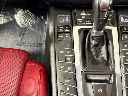 Used 2018 Porsche Macan S image 18