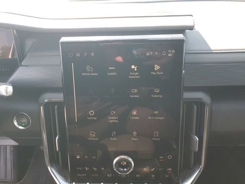 New 2026 GMC Acadia AT4 w/ Luxury Package AWD/4WD image 40