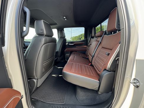 New 2026 GMC Sierra 1500 Denali Ultimate AWD/4WD image 7