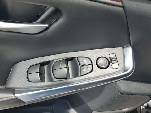 New 2025 Nissan Sentra SR w/ Midnight Edition image 19