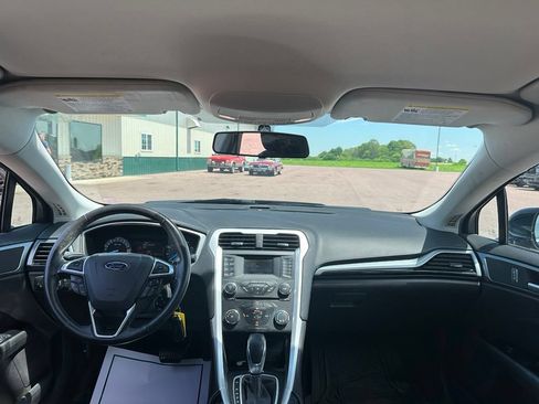 Used 2016 Ford Fusion SE w/ Equipment Group 201A AWD/4WD image 26