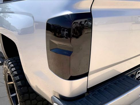 Used 2018 Chevrolet Silverado 1500 LT w/ Texas Edition AWD/4WD image 29