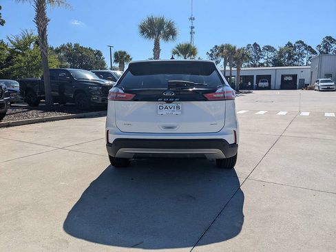 Used 2023 Ford Edge SEL AWD/4WD image 4
