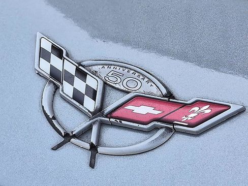Used 2003 Chevrolet Corvette Coupe w/ Preferred Equipment Group RWD image 36