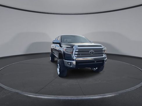Used 2020 Toyota Tundra Limited w/ Limited Premium Package image 3