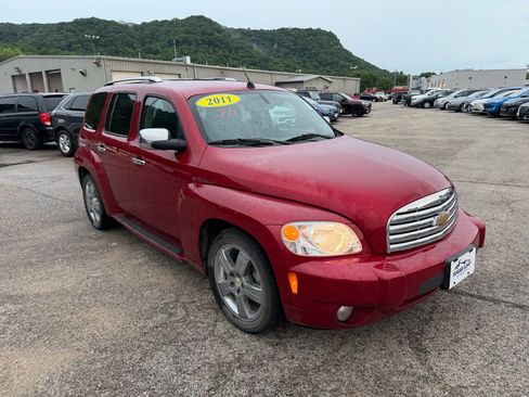 Used 2011 Chevrolet HHR LT w/ LT Preferred Equipment Group FWD image 2