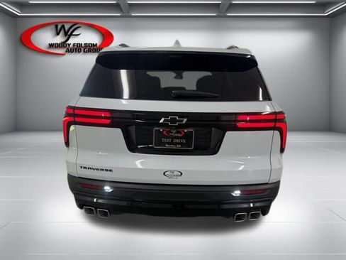 New 2026 Chevrolet Traverse LT image 7
