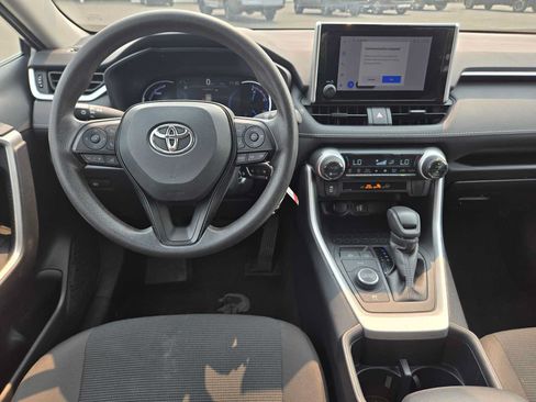 Certified 2025 Toyota RAV4 LE AWD/4WD image 20