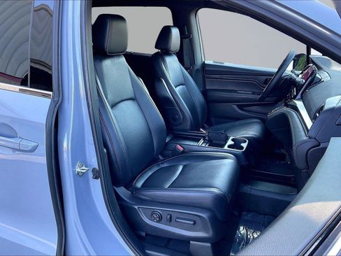 Used 2024 Honda Odyssey Sport image 8