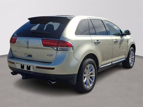 Used 2011 Lincoln MKX 2WD w/ 101A Rapid Spec Order Code image 6