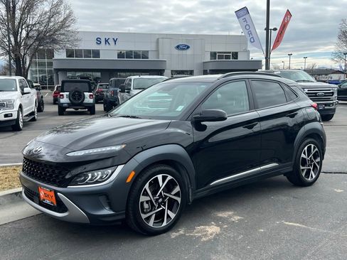 Used 2023 Hyundai Kona Limited AWD/4WD image 1