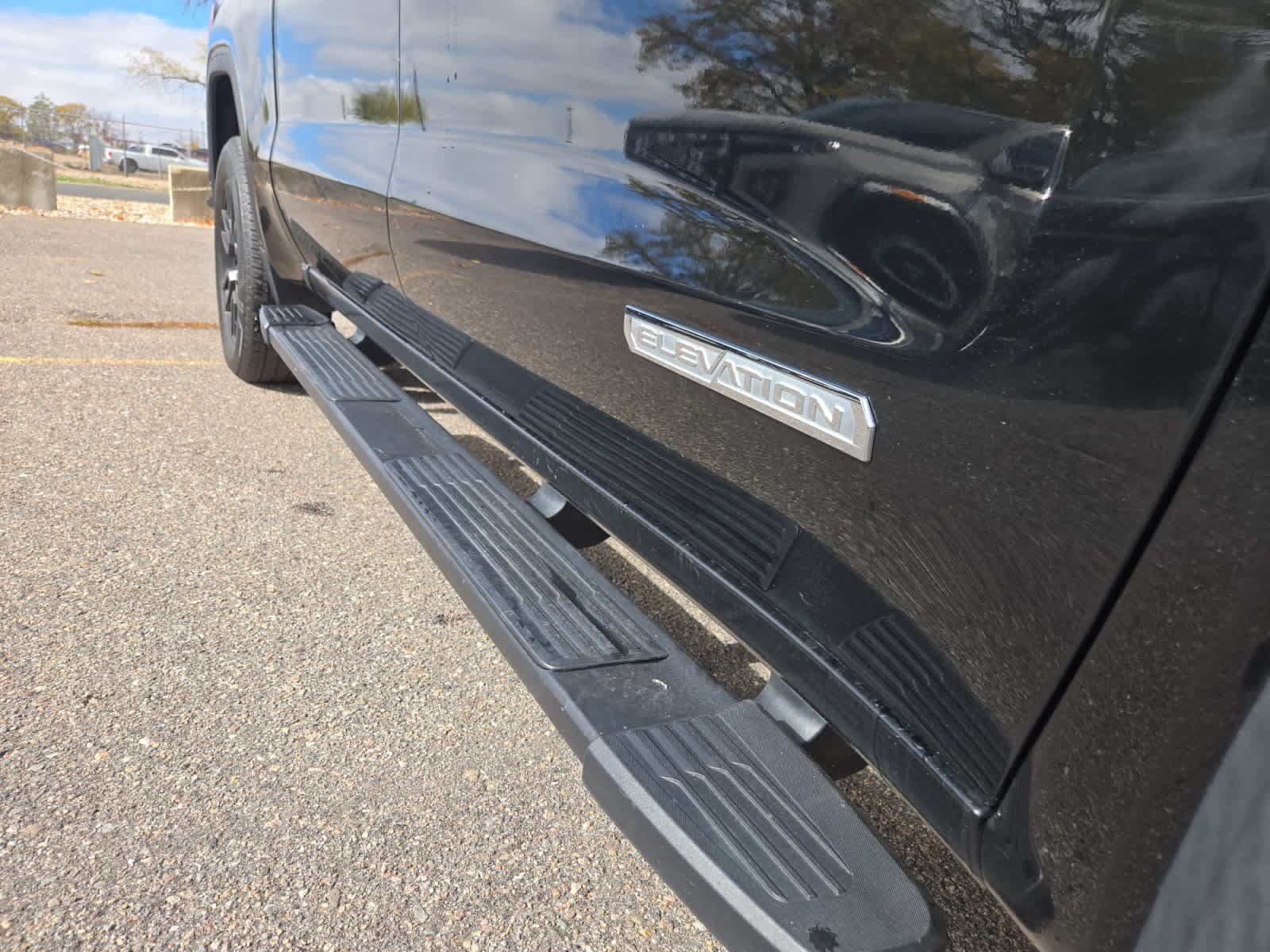 Used 2023 GMC Sierra 1500 Elevation AWD/4WD image 17