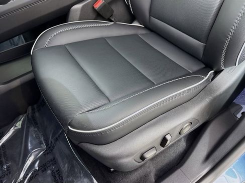 New 2026 GMC Acadia Denali w/ Super Cruise Package image 19